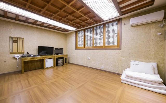 Jeonju Hanok Hotel Kung Εξωτερικό φωτογραφία