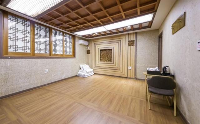 Jeonju Hanok Hotel Kung Εξωτερικό φωτογραφία