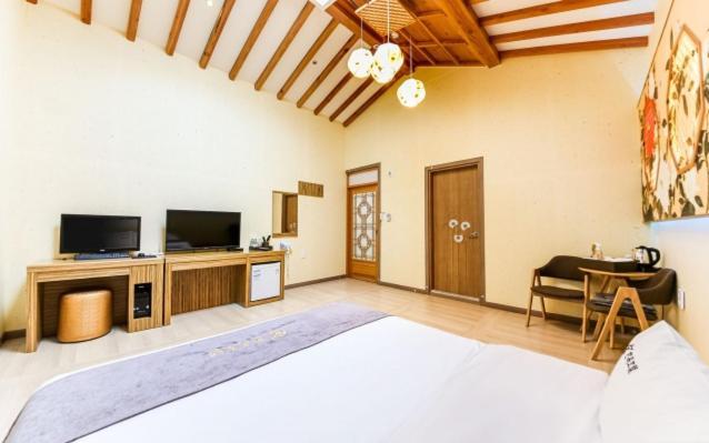Jeonju Hanok Hotel Kung Εξωτερικό φωτογραφία
