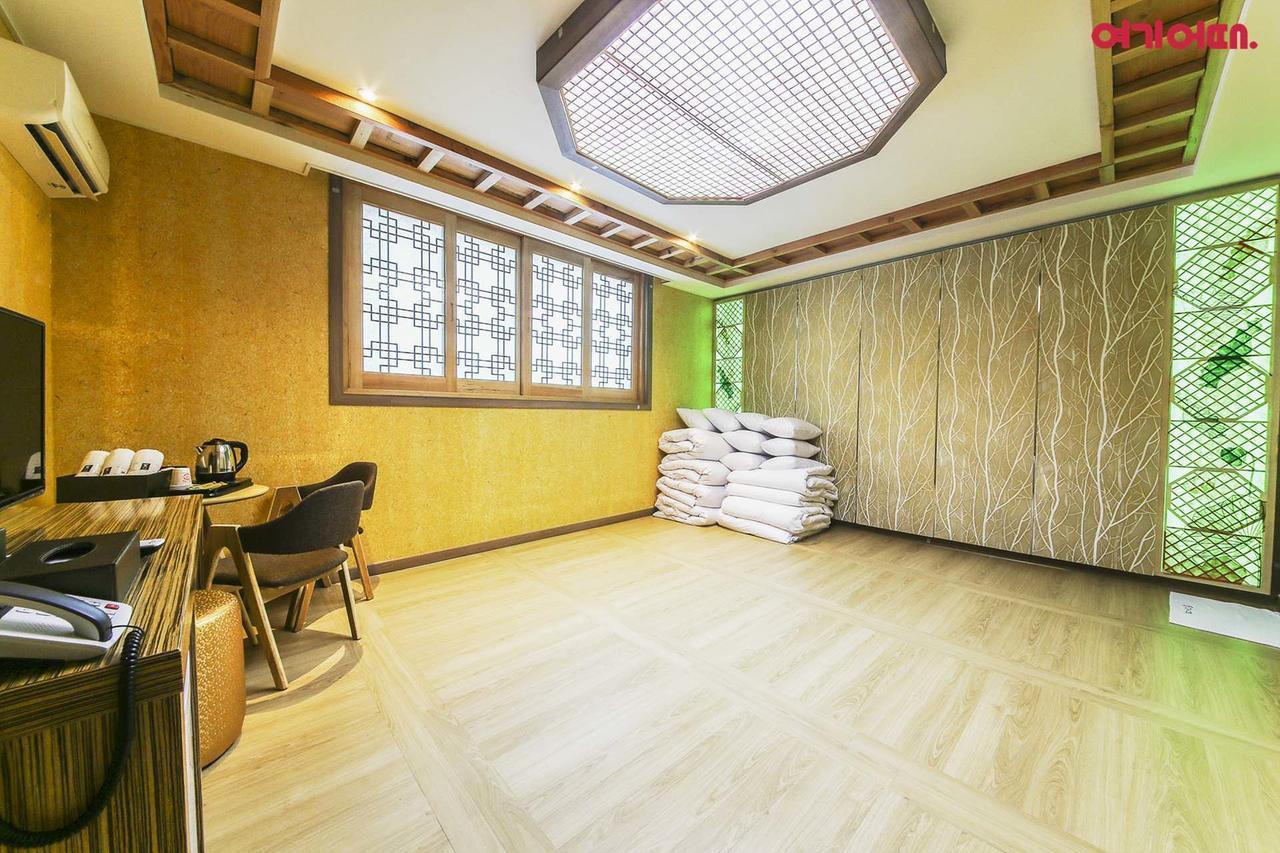 Jeonju Hanok Hotel Kung Εξωτερικό φωτογραφία